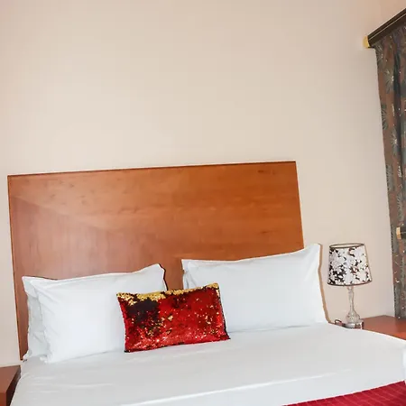 Meet Mekaar Resorts - Nquthu Hotel Exterior photo