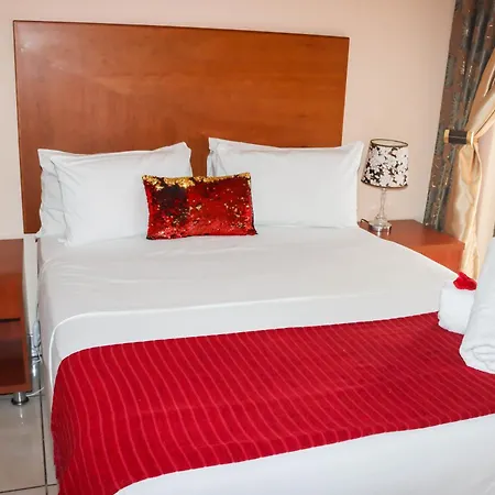 Meet Mekaar Resorts - Nquthu Hotel Exterior photo